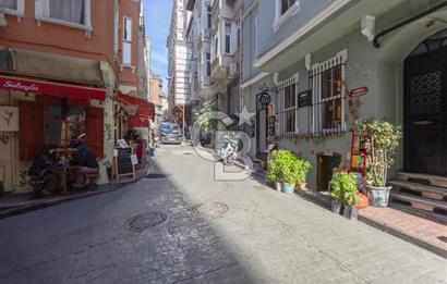 Galata'da Kuleye Yakın Yatırım Değeri Yüksek Daire
