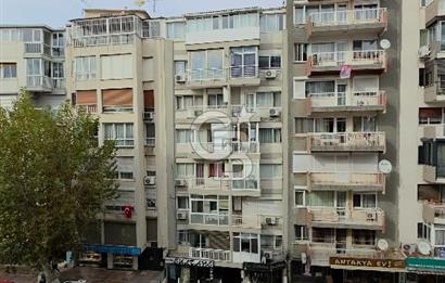 Göztepe’nin Kalbinde Güney Cephe Daire