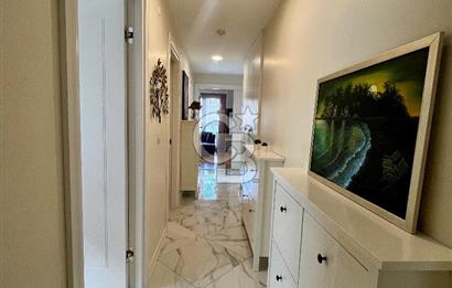 Dekon Suadiye Ametist'te havuz ve yeşilliklere bakan daire.