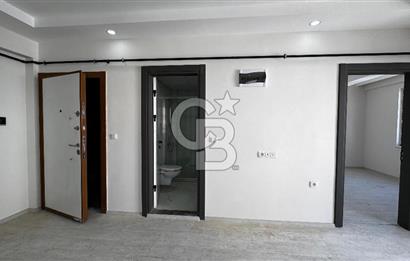 TOPLU KONUT BULVARINA CEPHE YATIRIM FIRSATI 1+1