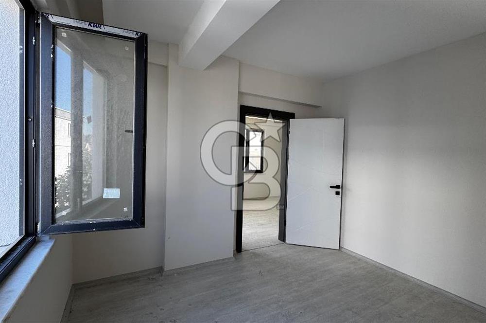 TOPLU KONUT BULVARINA CEPHE YATIRIM FIRSATI 1+1