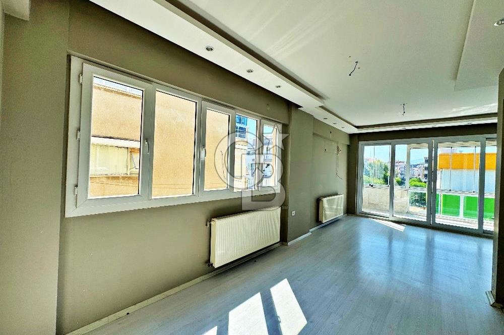 KARŞIYAKA BOSTANLI'DA OTOPARKLI TADİLATLI SATILIK 3+1 DAİRE