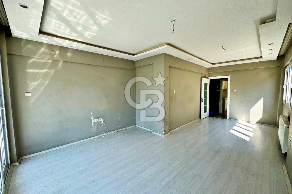 KARŞIYAKA BOSTANLI'DA OTOPARKLI TADİLATLI SATILIK 3+1 DAİRE