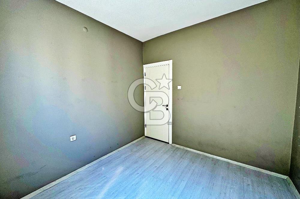 KARŞIYAKA BOSTANLI'DA OTOPARKLI TADİLATLI SATILIK 3+1 DAİRE