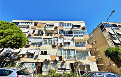 KARŞIYAKA BOSTANLI'DA OTOPARKLI TADİLATLI SATILIK 3+1 DAİRE