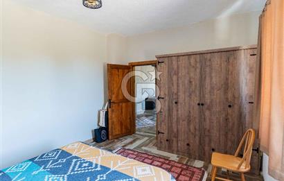 ÇANAKKALE EZİNE DE SATILIKMÜSTAKİL 574 M2 ARSA İÇİNDE TAŞ EV