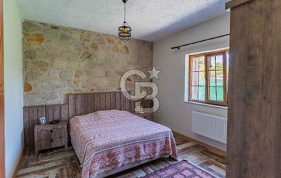 ÇANAKKALE EZİNE DE SATILIKMÜSTAKİL 574 M2 ARSA İÇİNDE TAŞ EV