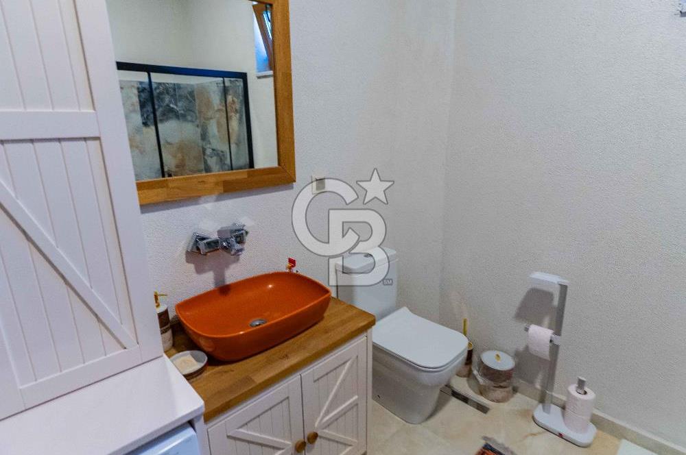 ÇANAKKALE EZİNE DE SATILIKMÜSTAKİL 574 M2 ARSA İÇİNDE TAŞ EV