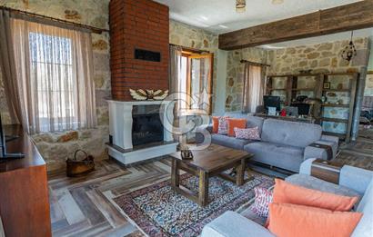 ÇANAKKALE EZİNE DE SATILIKMÜSTAKİL 574 M2 ARSA İÇİNDE TAŞ EV