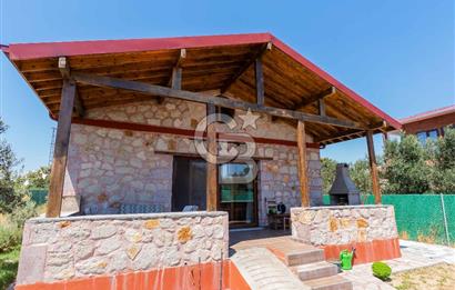 ÇANAKKALE EZİNE DE SATILIKMÜSTAKİL 574 M2 ARSA İÇİNDE TAŞ EV