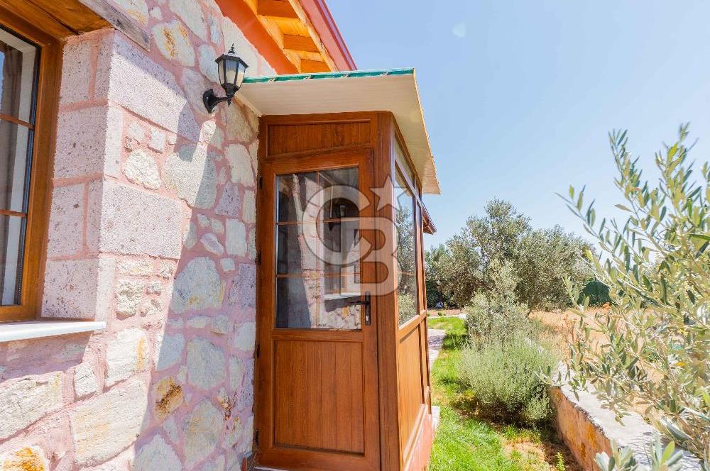 ÇANAKKALE EZİNE DE SATILIKMÜSTAKİL 574 M2 ARSA İÇİNDE TAŞ EV