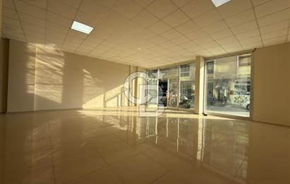 İzmir Seferihisar, Çarşı merkezinde Nejat Hepkon Caddesi üzerinde konumlanan 240 m² ticari nitelikli işyerimiz kiralık olarak sunulmaktadır.
