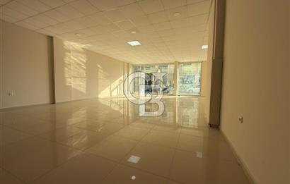 İzmir Seferihisar, Çarşı merkezinde Nejat Hepkon Caddesi üzerinde konumlanan 240 m² ticari nitelikli işyerimiz kiralık olarak sunulmaktadır.