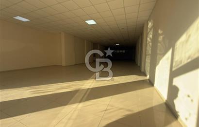 İzmir Seferihisar, Çarşı merkezinde Nejat Hepkon Caddesi üzerinde konumlanan 240 m² ticari nitelikli işyerimiz kiralık olarak sunulmaktadır.