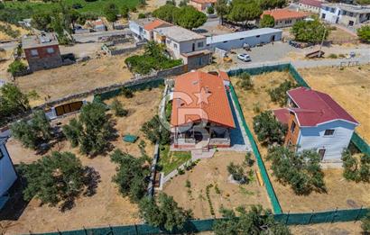 ÇANAKKALE EZİNE DE SATILIKMÜSTAKİL 574 M2 ARSA İÇİNDE TAŞ EV