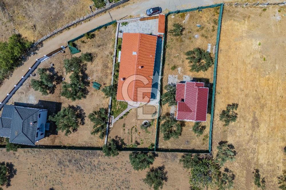 ÇANAKKALE EZİNE DE SATILIKMÜSTAKİL 574 M2 ARSA İÇİNDE TAŞ EV