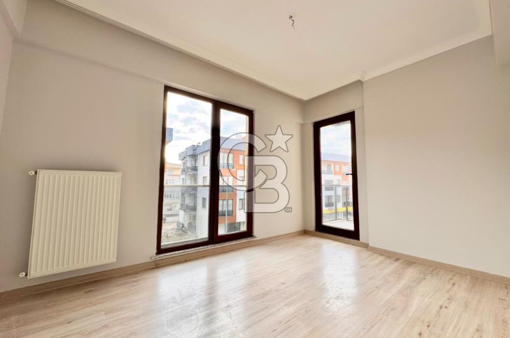 ÇANAKKALE DE LÜKS SİTE İÇİ SATILIK GENİŞ KAPALI MUTFAK 2+1 DAİRE