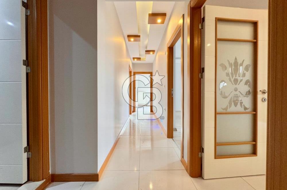 ÇANAKKALE DE LÜKS SİTE İÇİ SATILIK GENİŞ KAPALI MUTFAK 2+1 DAİRE