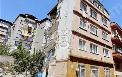 MERKEZDE KOMPLE SATILIK BİNA