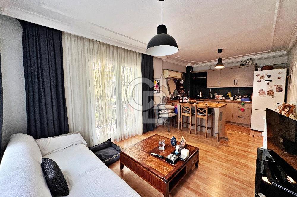 BALÇOVA EĞİTİM MAHALLESİ'NDE BAHÇELİ SATILIK 2+1 DAİRE