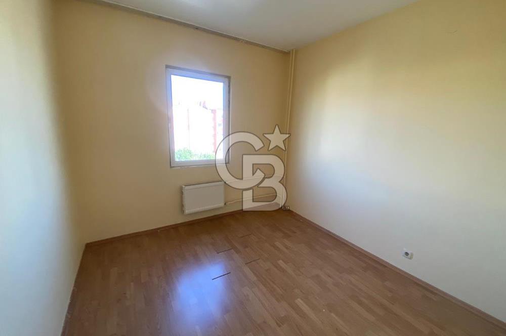 YAHYA KAPTAN'DA ULAŞIMIN MERKEZİ'NDE KİRALIK ARAKAT 3+1 DAİRE