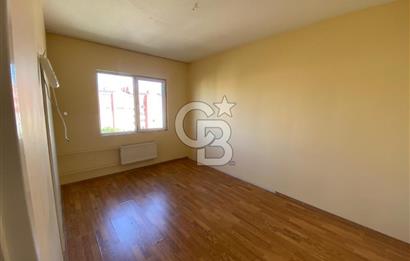 YAHYA KAPTAN'DA ULAŞIMIN MERKEZİ'NDE KİRALIK ARAKAT 3+1 DAİRE