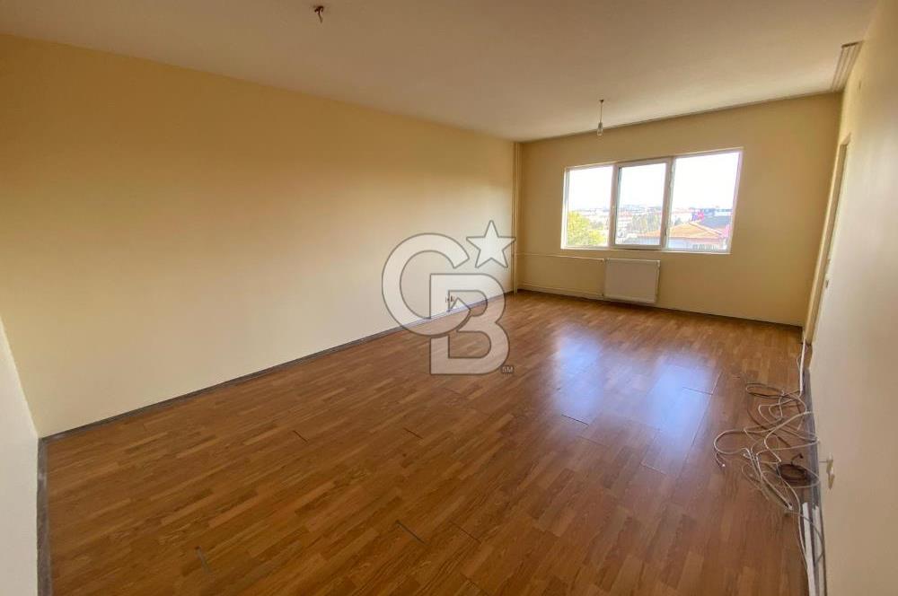 YAHYA KAPTAN'DA ULAŞIMIN MERKEZİ'NDE KİRALIK ARAKAT 3+1 DAİRE