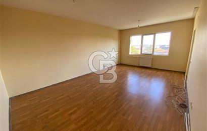 YAHYA KAPTAN'DA ULAŞIMIN MERKEZİ'NDE KİRALIK ARAKAT 3+1 DAİRE