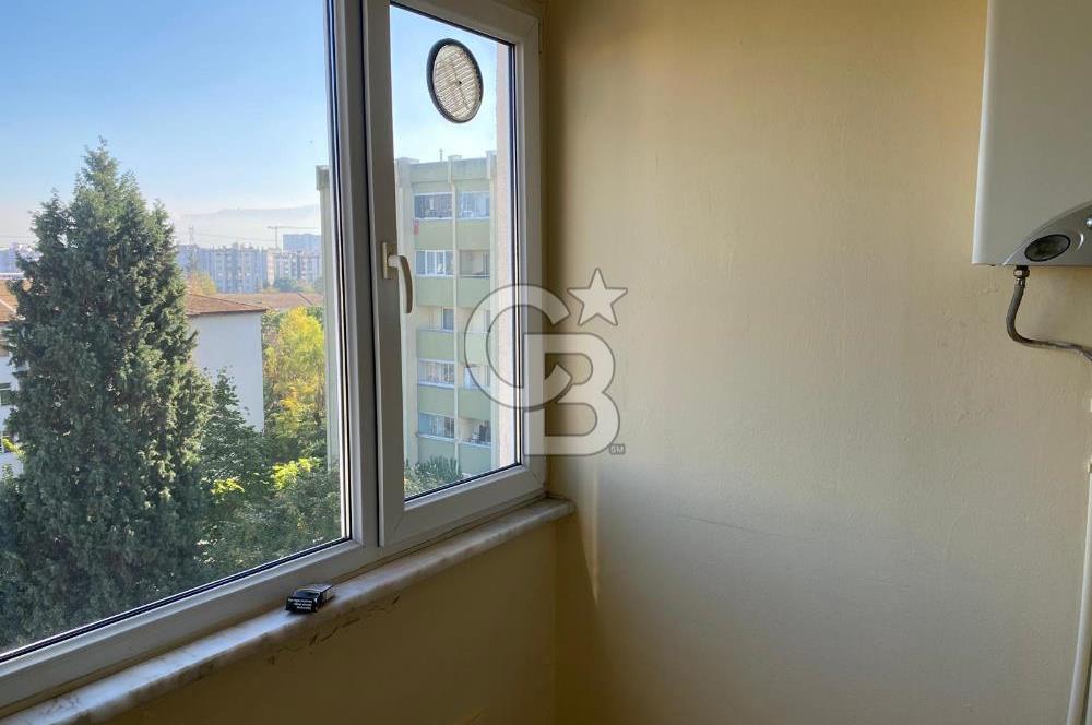 YAHYA KAPTAN'DA ULAŞIMIN MERKEZİ'NDE KİRALIK ARAKAT 3+1 DAİRE