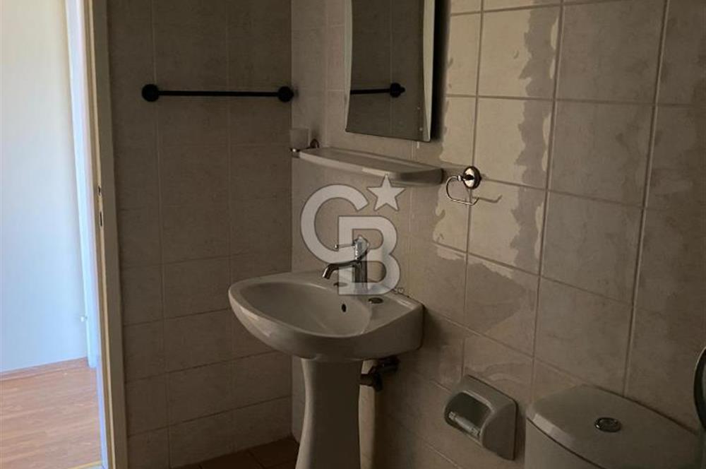 YAHYA KAPTAN'DA ULAŞIMIN MERKEZİ'NDE KİRALIK ARAKAT 3+1 DAİRE