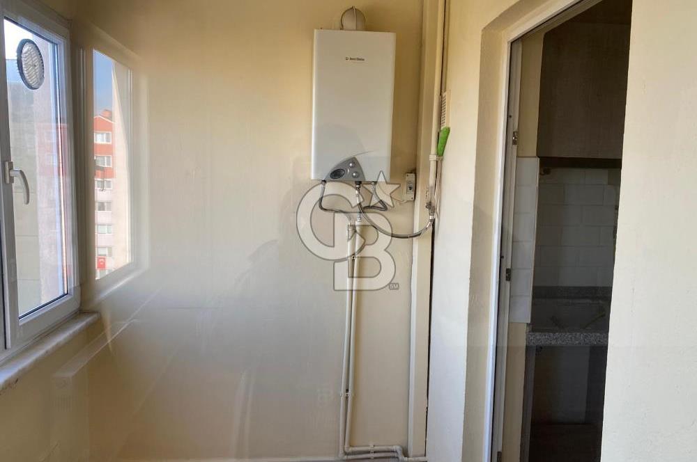 YAHYA KAPTAN'DA ULAŞIMIN MERKEZİ'NDE KİRALIK ARAKAT 3+1 DAİRE