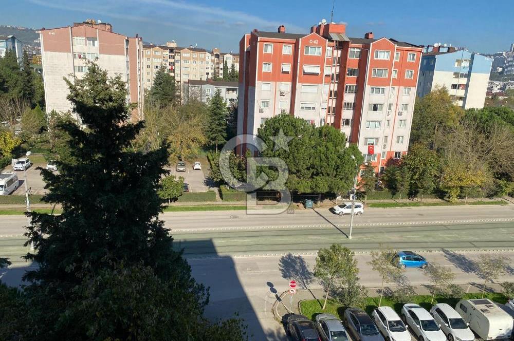 YAHYA KAPTAN'DA ULAŞIMIN MERKEZİ'NDE KİRALIK ARAKAT 3+1 DAİRE