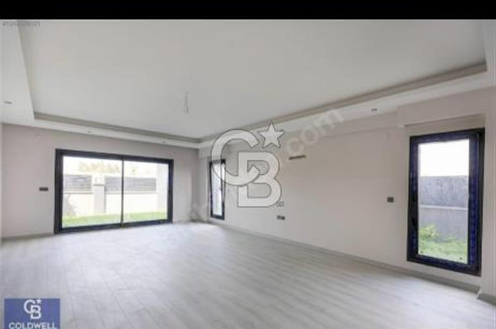 MENDERES COLDWELL BANKER POYRAZ'DAN BARBAROS'TA 270M2 VİLLA...