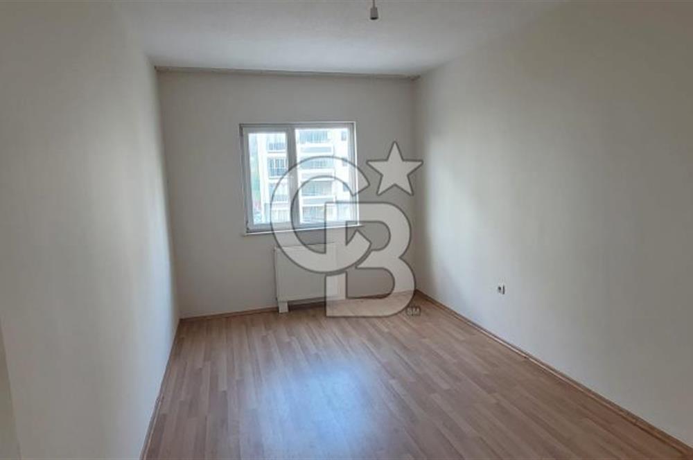 Karşıyaka Oyak Sitesinde Full Deniz Manzaralı Satılık 3+1 Daire.