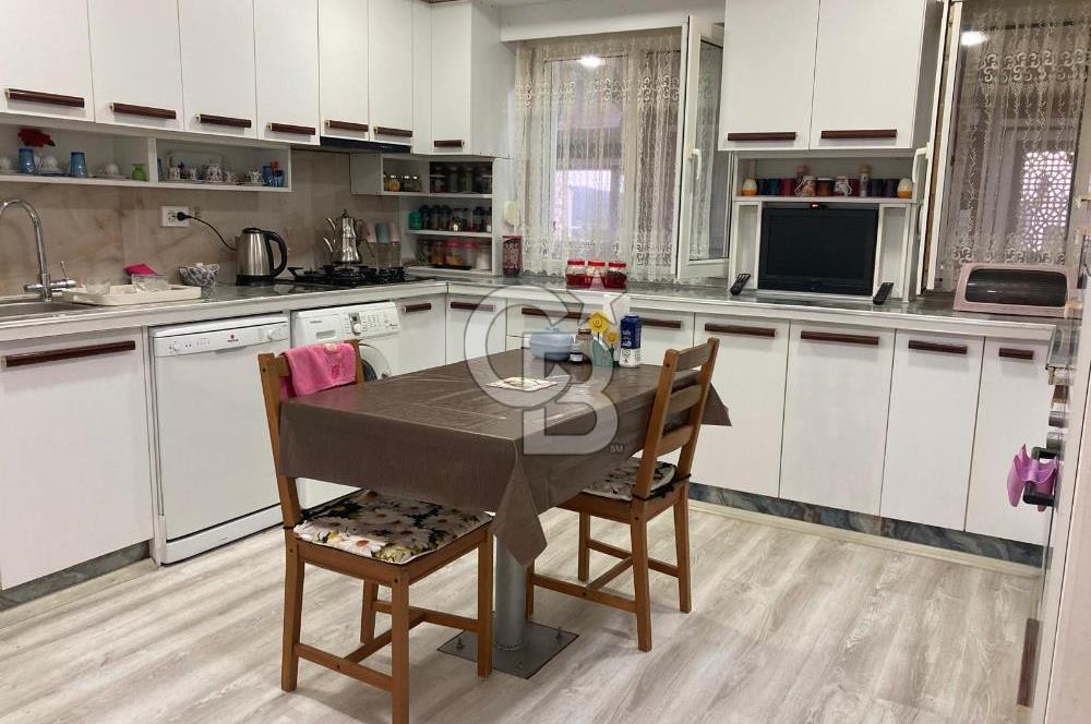 C.B SMYRNA DAN ÇEŞME GERMİYANDA SATILIK KÖŞK TADINDA VİLLA.