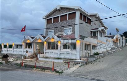 C.B SMYRNA DAN ÇEŞME GERMİYANDA SATILIK KÖŞK TADINDA VİLLA.