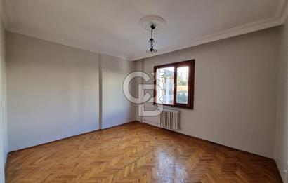 Göztepe Kiralık 3+1 Daire Merkezi Konumda Geniş Daire