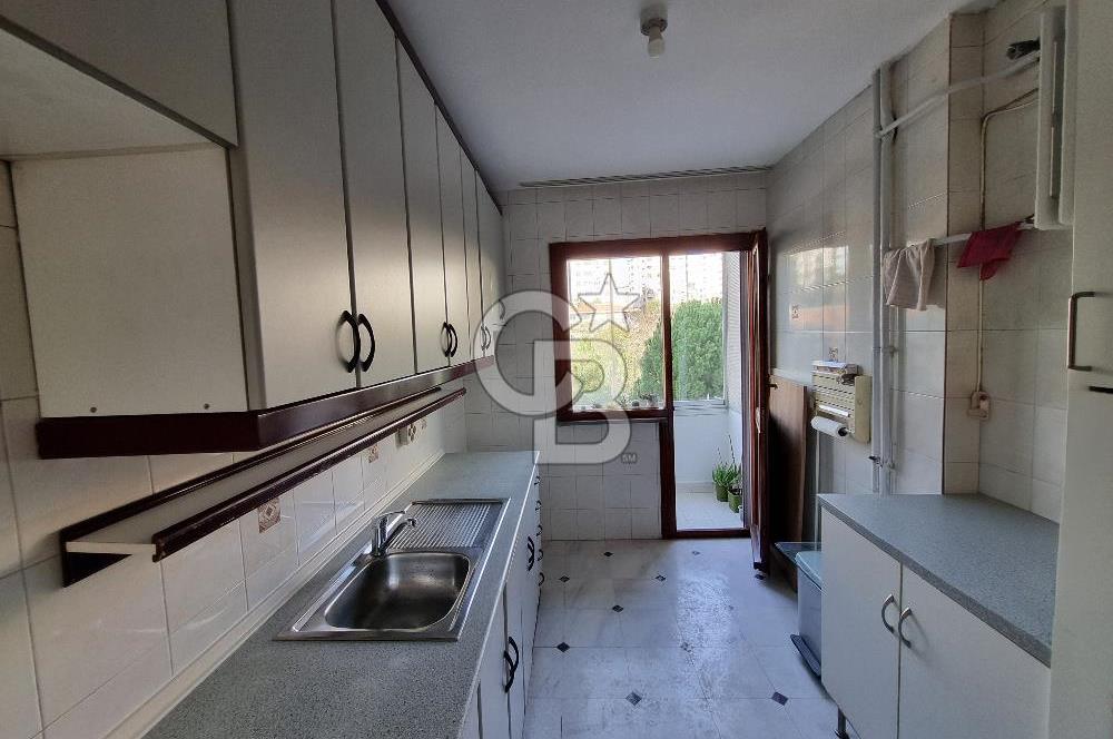 Göztepe Kiralık 3+1 Daire Merkezi Konumda Geniş Daire