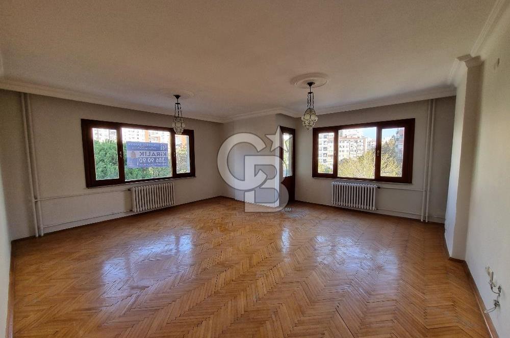 Göztepe Kiralık 3+1 Daire Merkezi Konumda Geniş Daire