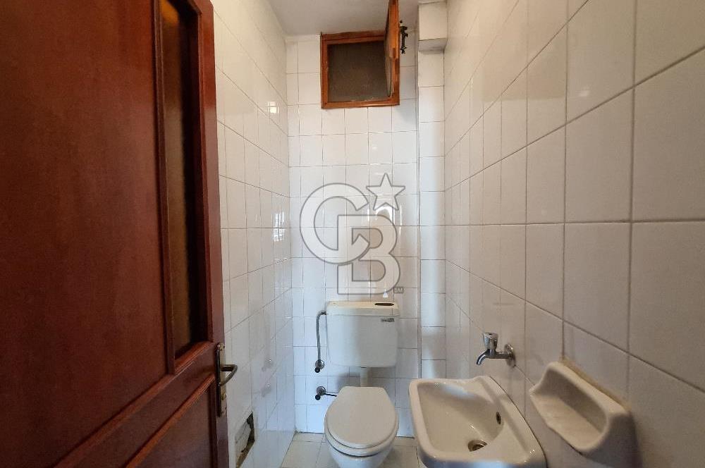 Göztepe Kiralık 3+1 Daire Merkezi Konumda Geniş Daire