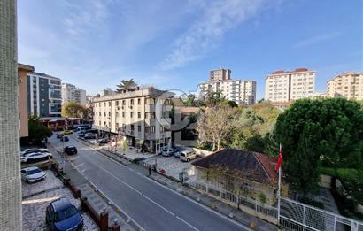 Göztepe Kiralık 3+1 Daire Merkezi Konumda Geniş Daire