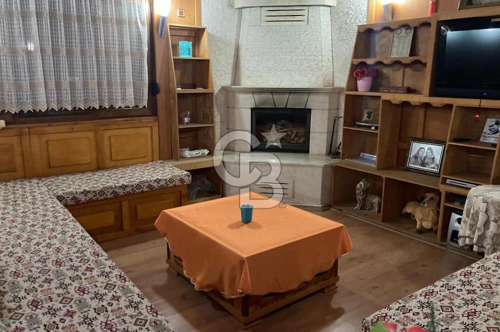 C.B SMYRNA DAN ÇEŞME GERMİYANDA SATILIK KÖŞK TADINDA VİLLA.