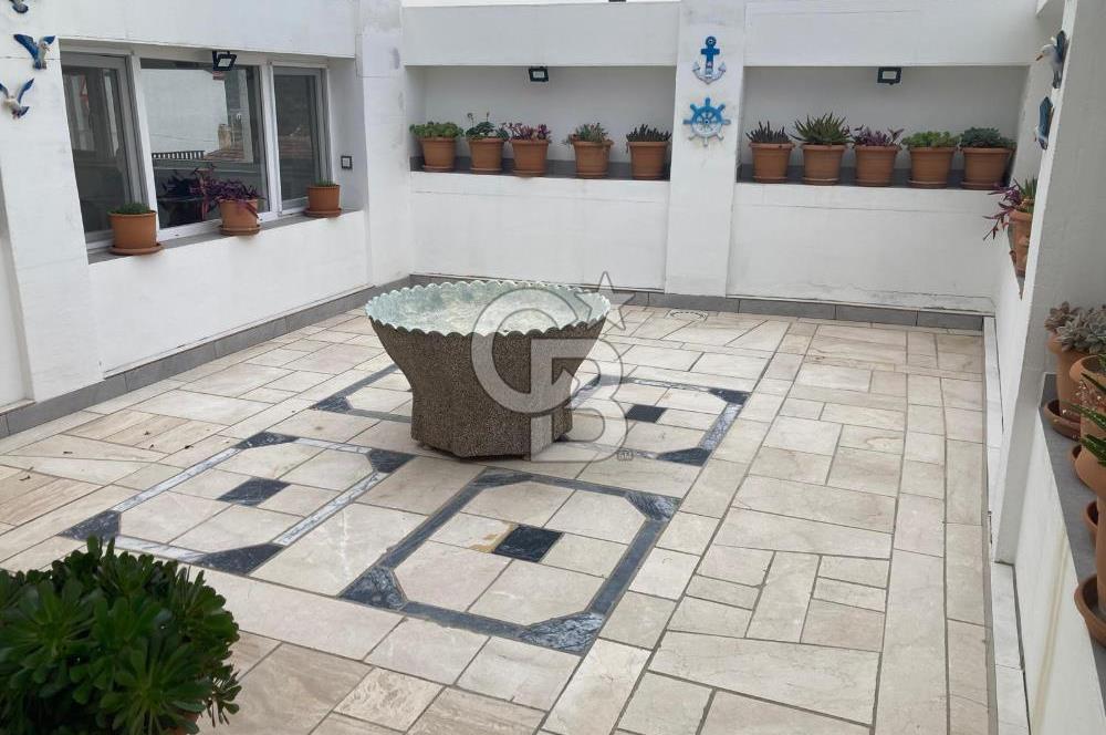 C.B SMYRNA DAN ÇEŞME GERMİYANDA SATILIK KÖŞK TADINDA VİLLA.