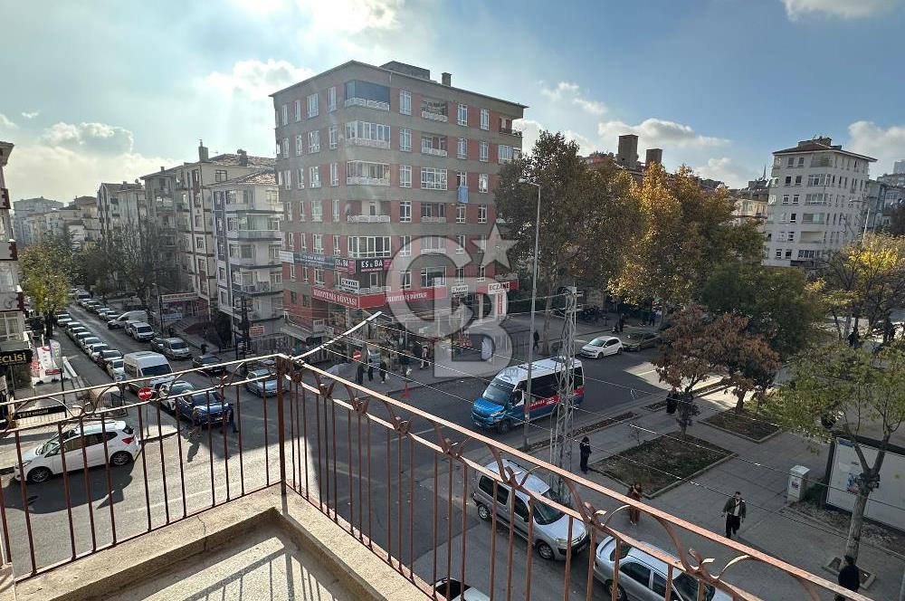 Demetevler Vatan Caddesi Üzerinde KİRALIK DAİRE