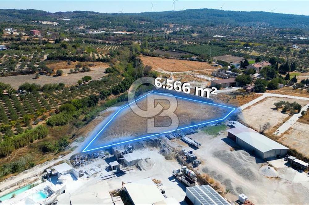 Urla Merkez de Satılık 6566m2 Arazi 