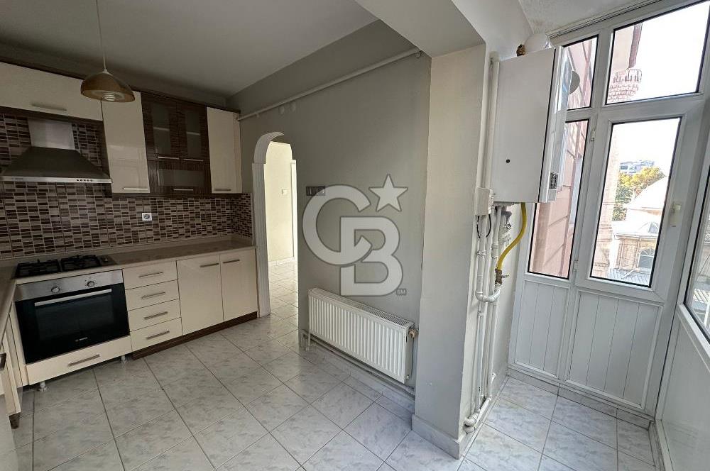 Demetevler Vatan Caddesi Üzerinde KİRALIK DAİRE