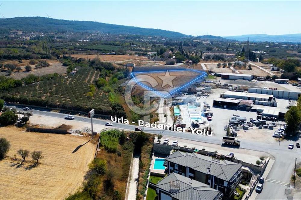 Urla Merkez de Satılık 6566m2 Arazi 
