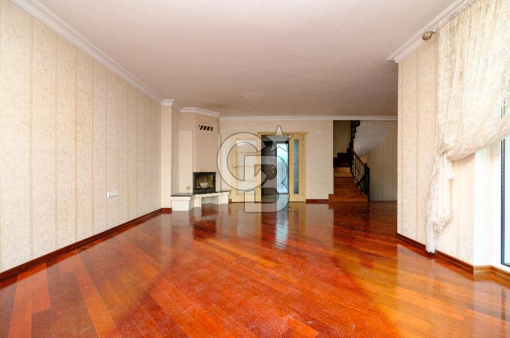 PARKCADDESİNDE GÜVENLİKLİ AYDORUK VİLLALARINDA SATILIK VİLLA