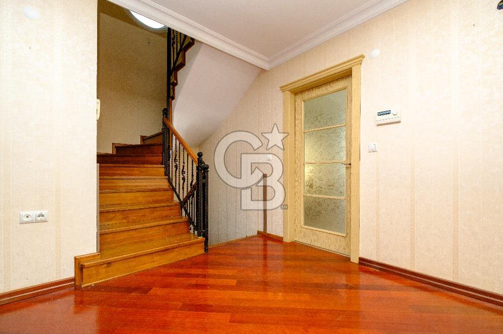 PARKCADDESİNDE GÜVENLİKLİ AYDORUK VİLLALARINDA SATILIK VİLLA