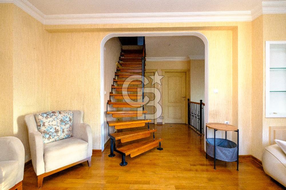 PARKCADDESİNDE GÜVENLİKLİ AYDORUK VİLLALARINDA SATILIK VİLLA